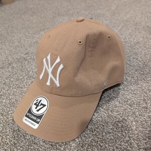 NY Yankees Authentic 47 Tan Khaki Cap One Size Adjustable